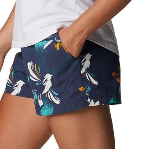 Columbia Sandy River II women’s shorts size XXL floral bird print navy - Picture 4 of 8